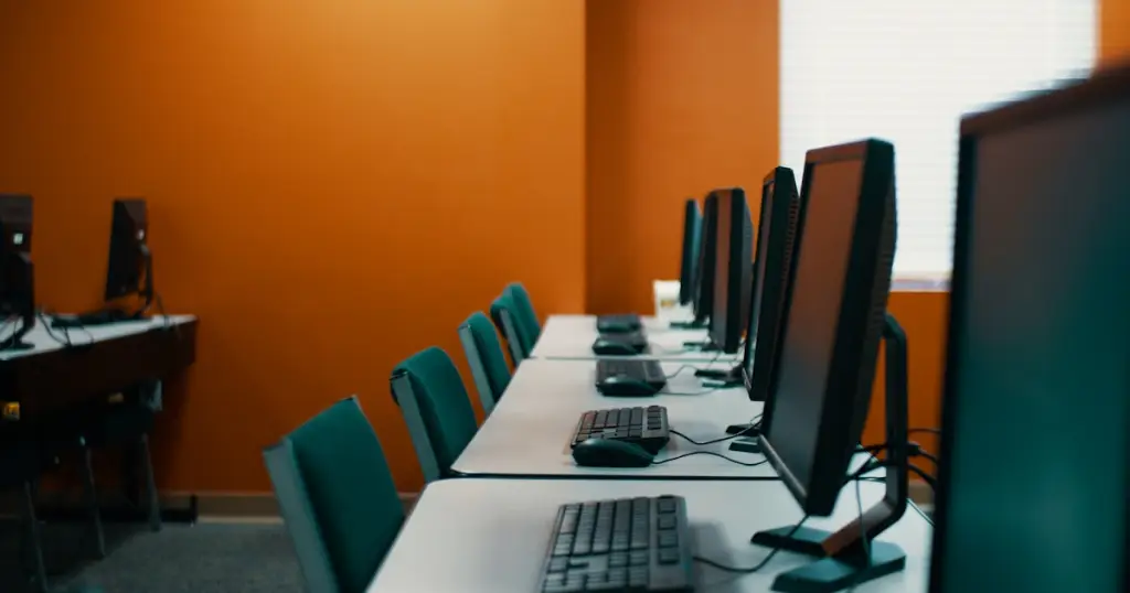 Məktəb Üçün Büdcəli PC: Ən Yaxşı Seçimlər