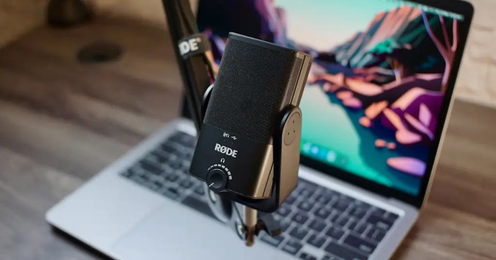 Podkastlar Üçün Ən Yaxşı USB Mikrofon Seçimi
