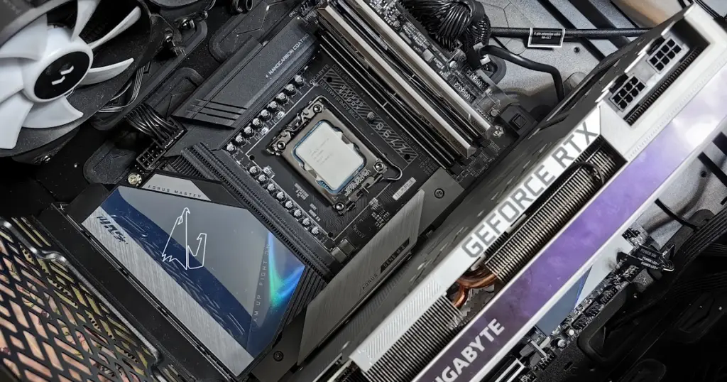 PCIe Yuvalarının Sayı və Versiyaları 5.0 vs 4.0: Fərqlər və Üstünlüklər